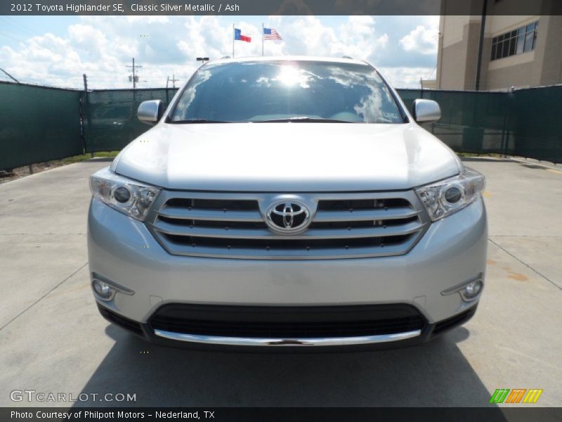 Classic Silver Metallic / Ash 2012 Toyota Highlander SE