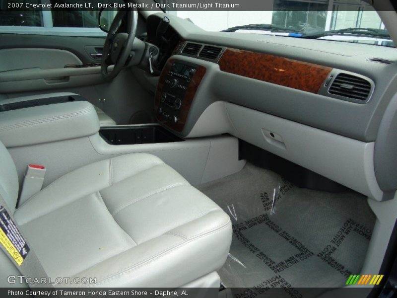 Dark Blue Metallic / Dark Titanium/Light Titanium 2007 Chevrolet Avalanche LT