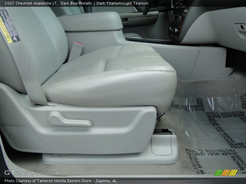 Dark Blue Metallic / Dark Titanium/Light Titanium 2007 Chevrolet Avalanche LT