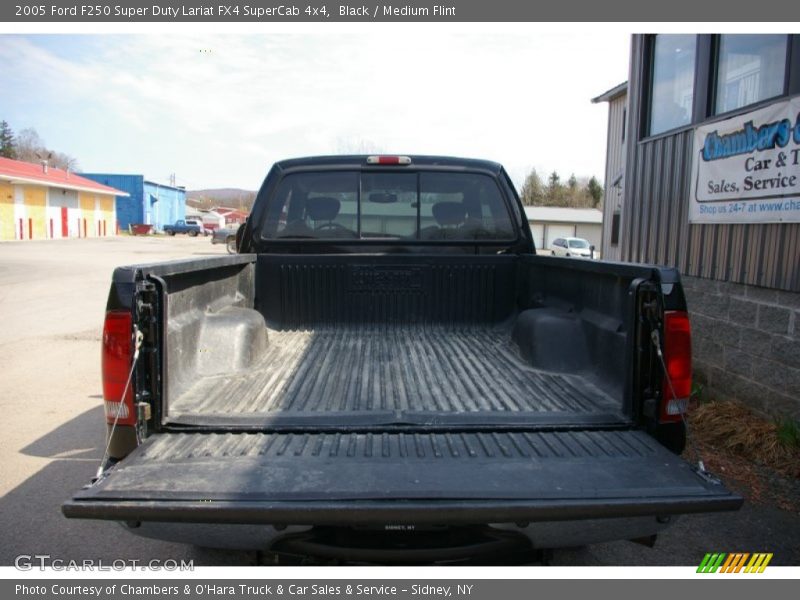 Black / Medium Flint 2005 Ford F250 Super Duty Lariat FX4 SuperCab 4x4