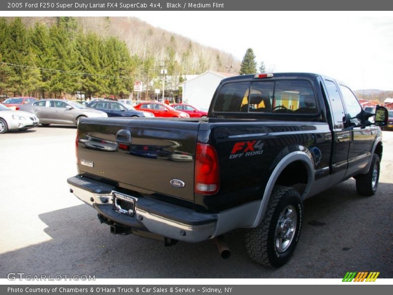 Black / Medium Flint 2005 Ford F250 Super Duty Lariat FX4 SuperCab 4x4