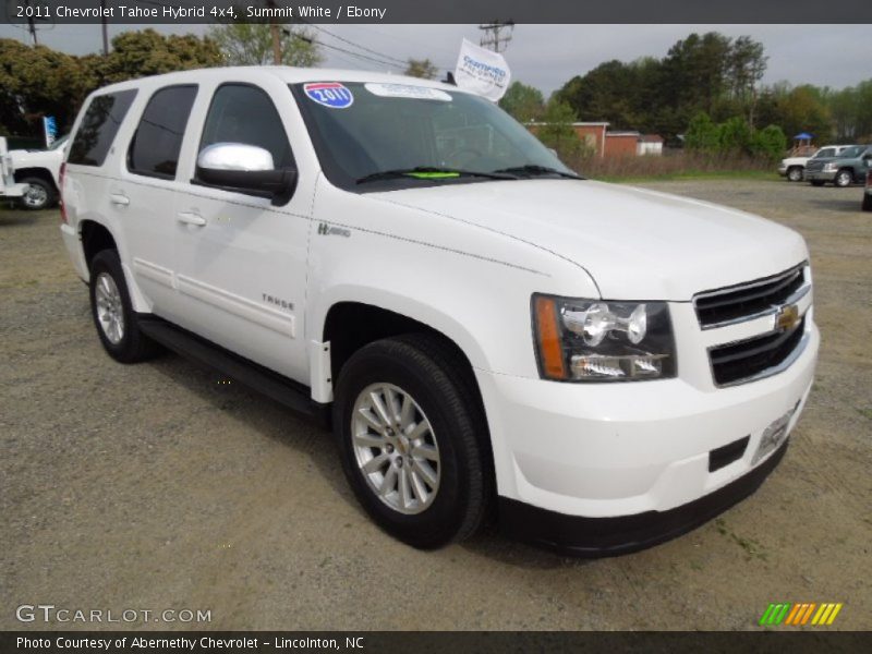 Front 3/4 View of 2011 Tahoe Hybrid 4x4