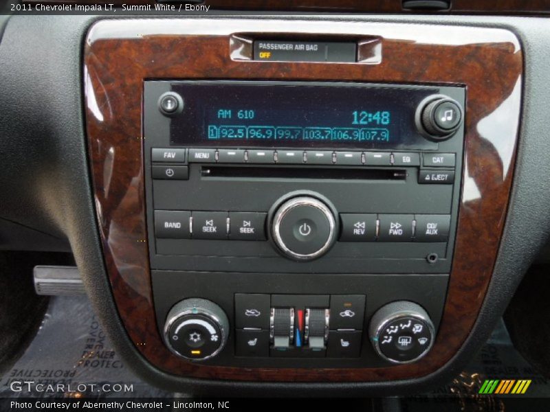Summit White / Ebony 2011 Chevrolet Impala LT