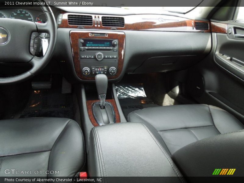 Summit White / Ebony 2011 Chevrolet Impala LT