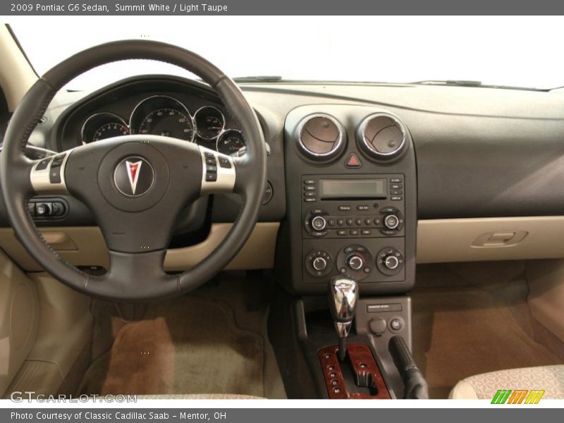 Summit White / Light Taupe 2009 Pontiac G6 Sedan