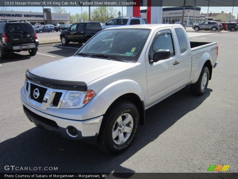 Radiant Silver Metallic / Graphite 2010 Nissan Frontier SE V6 King Cab 4x4