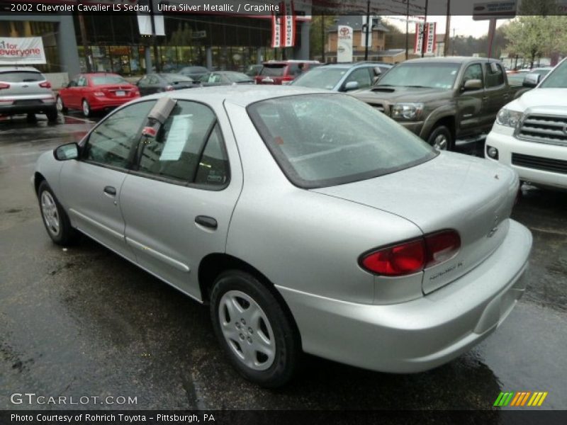 Ultra Silver Metallic / Graphite 2002 Chevrolet Cavalier LS Sedan
