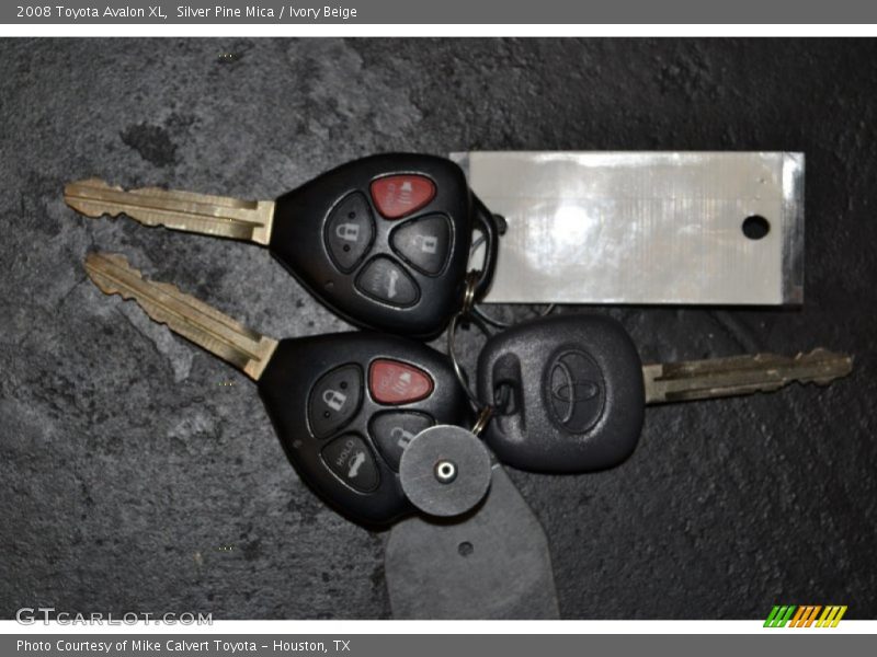 Silver Pine Mica / Ivory Beige 2008 Toyota Avalon XL