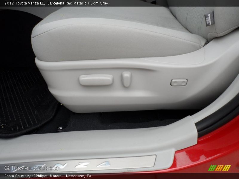 Barcelona Red Metallic / Light Gray 2012 Toyota Venza LE