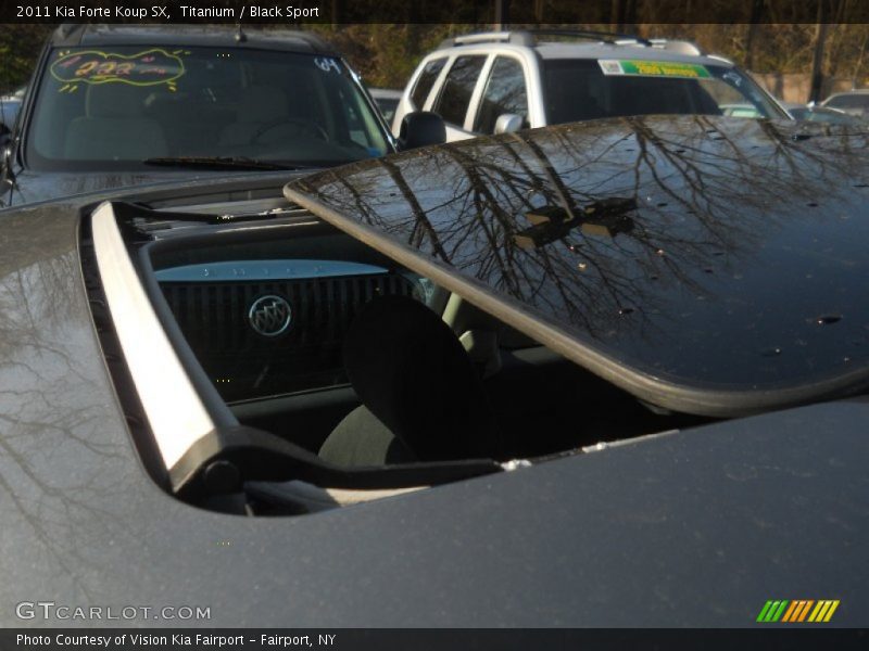 Titanium / Black Sport 2011 Kia Forte Koup SX