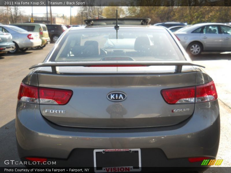 Titanium / Black Sport 2011 Kia Forte Koup SX