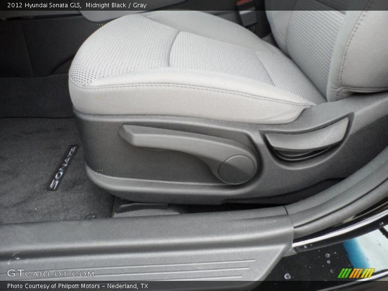 Midnight Black / Gray 2012 Hyundai Sonata GLS