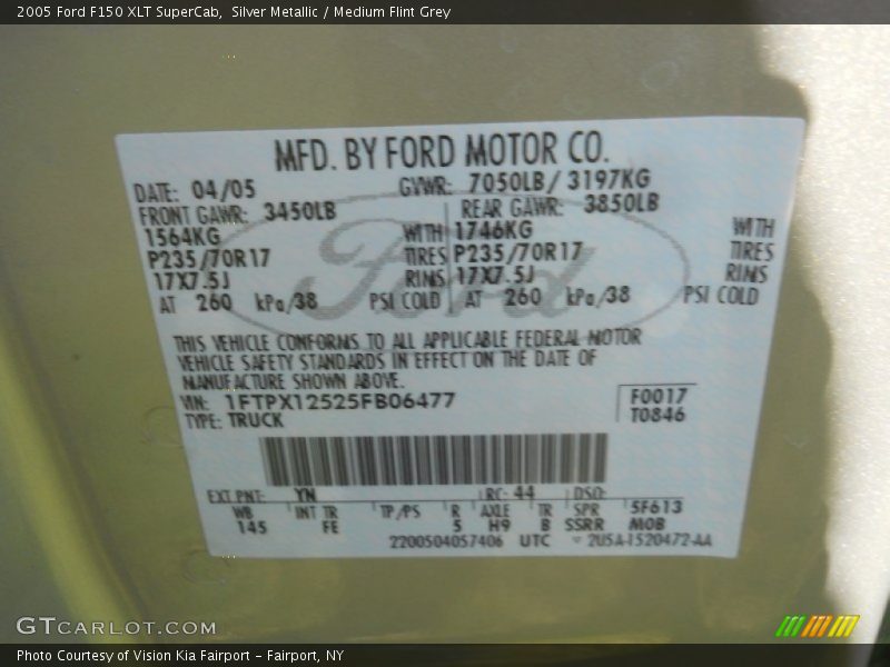 Silver Metallic / Medium Flint Grey 2005 Ford F150 XLT SuperCab
