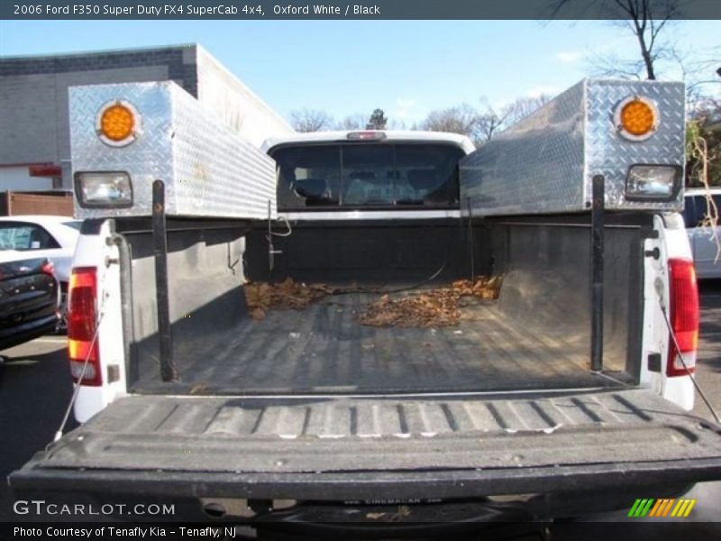 Oxford White / Black 2006 Ford F350 Super Duty FX4 SuperCab 4x4