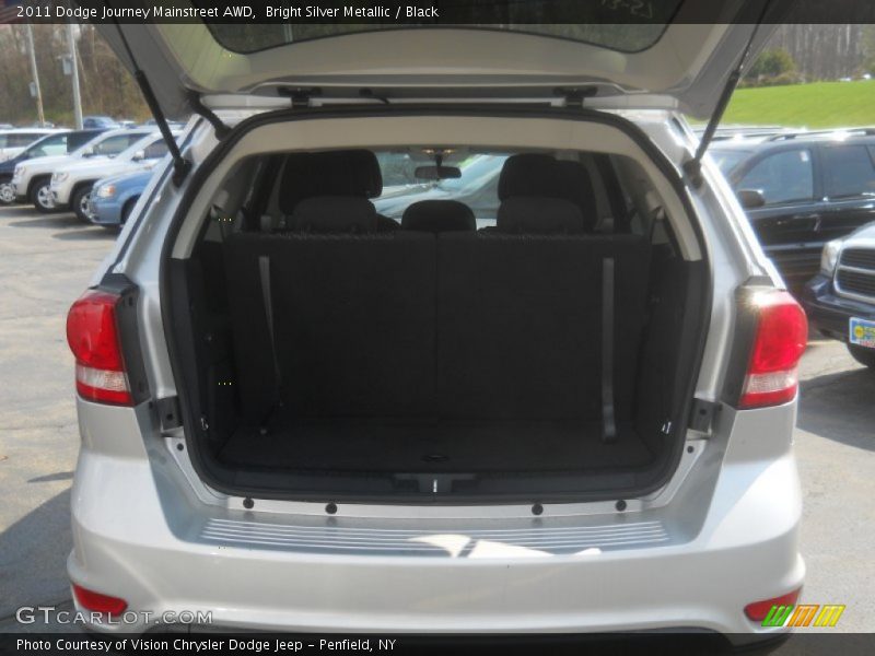 Bright Silver Metallic / Black 2011 Dodge Journey Mainstreet AWD