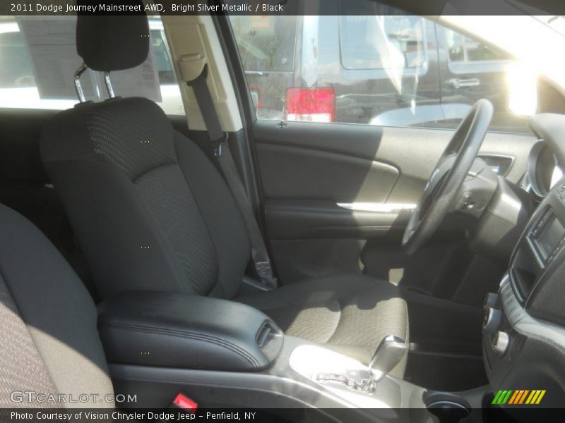 Bright Silver Metallic / Black 2011 Dodge Journey Mainstreet AWD
