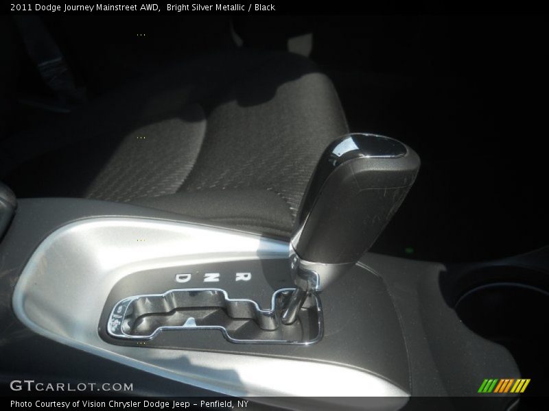 Bright Silver Metallic / Black 2011 Dodge Journey Mainstreet AWD