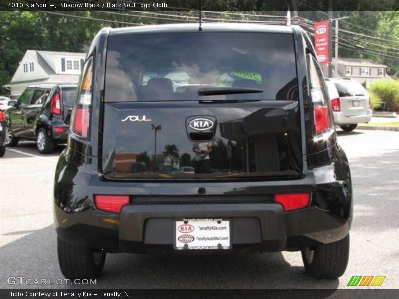 Shadow Black / Black Soul Logo Cloth 2010 Kia Soul +