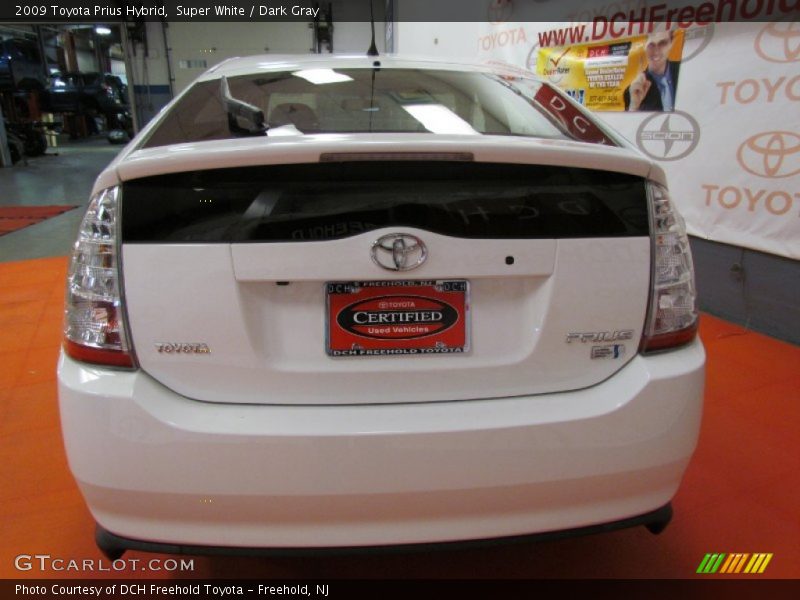 Super White / Dark Gray 2009 Toyota Prius Hybrid