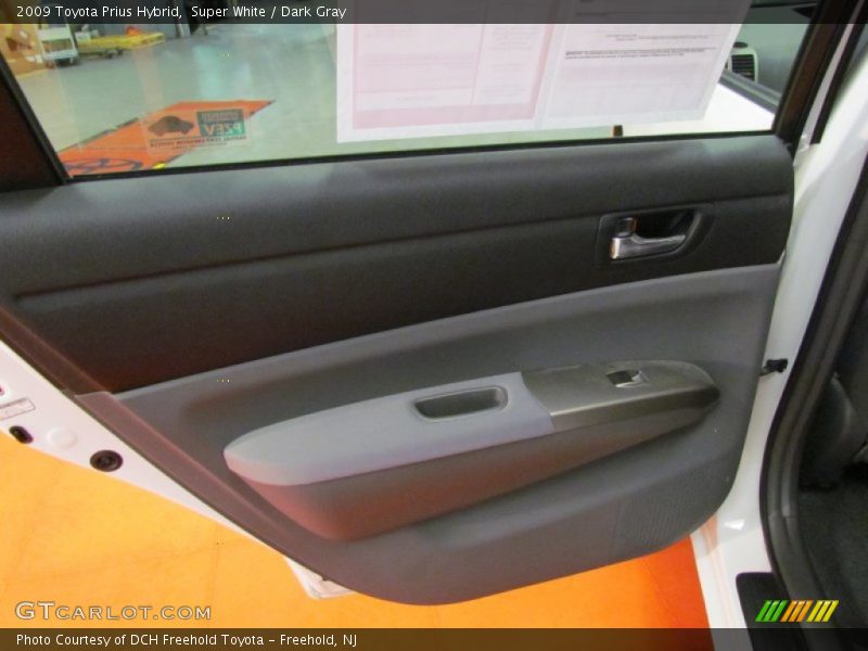 Super White / Dark Gray 2009 Toyota Prius Hybrid