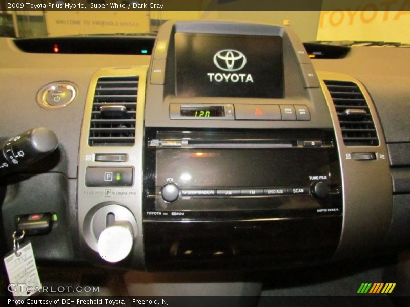 Super White / Dark Gray 2009 Toyota Prius Hybrid
