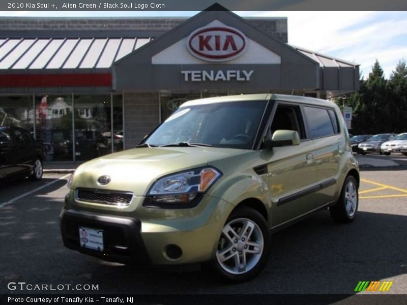 Alien Green / Black Soul Logo Cloth 2010 Kia Soul +