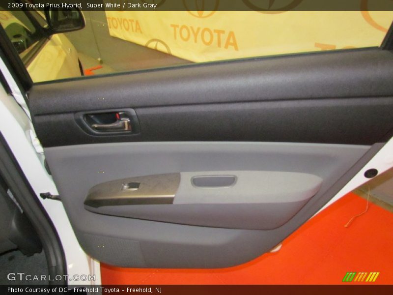 Super White / Dark Gray 2009 Toyota Prius Hybrid