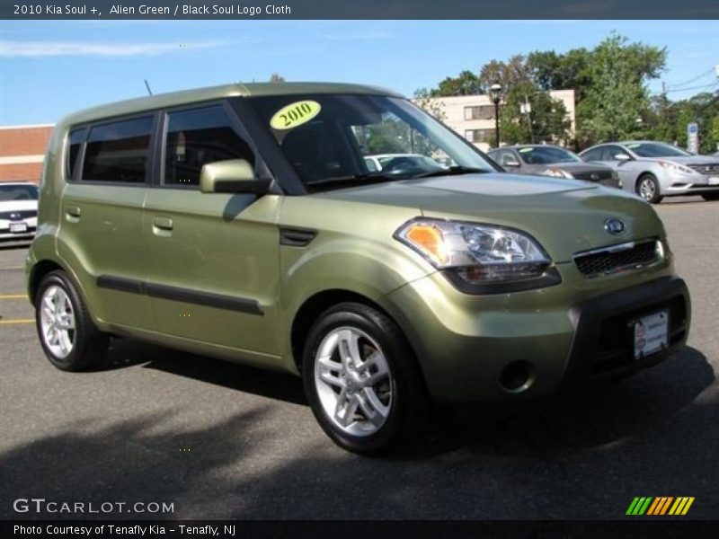 Alien Green / Black Soul Logo Cloth 2010 Kia Soul +
