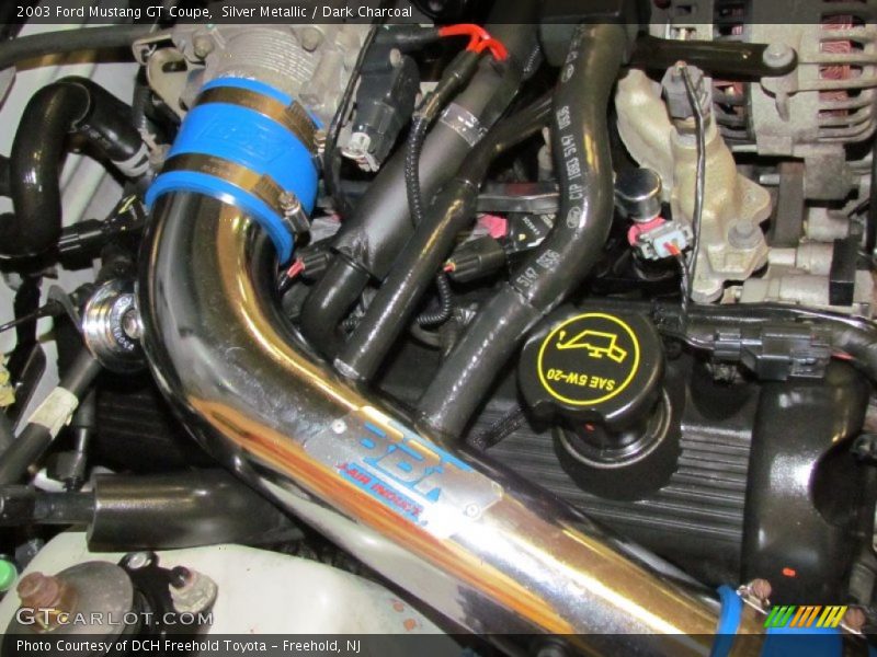 Silver Metallic / Dark Charcoal 2003 Ford Mustang GT Coupe