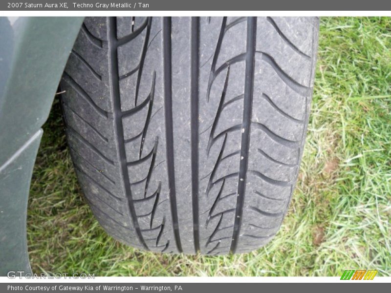 Techno Gray Metallic / Tan 2007 Saturn Aura XE