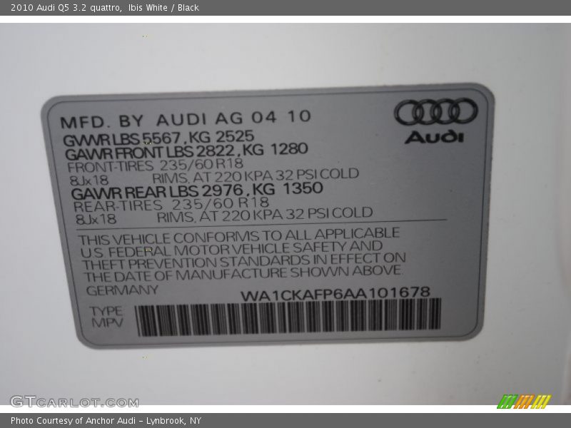 Ibis White / Black 2010 Audi Q5 3.2 quattro