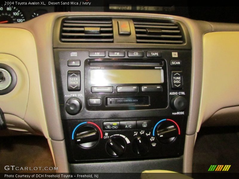 Desert Sand Mica / Ivory 2004 Toyota Avalon XL