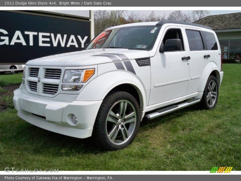 Front 3/4 View of 2011 Nitro Shock 4x4