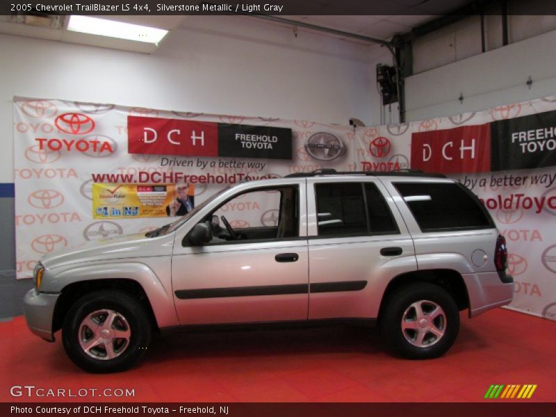 Silverstone Metallic / Light Gray 2005 Chevrolet TrailBlazer LS 4x4
