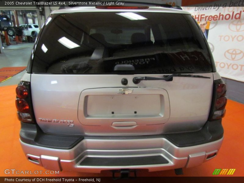 Silverstone Metallic / Light Gray 2005 Chevrolet TrailBlazer LS 4x4