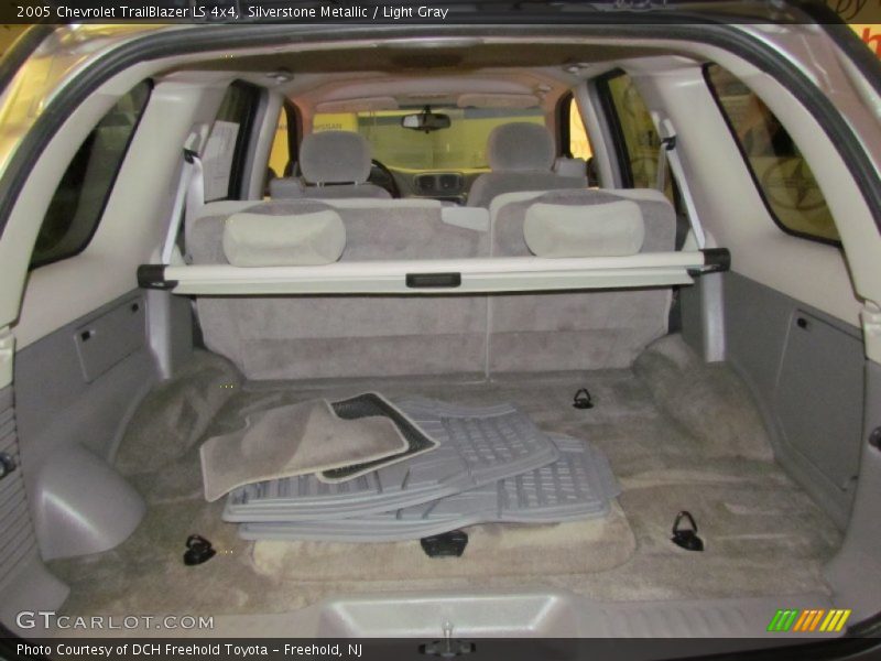 Silverstone Metallic / Light Gray 2005 Chevrolet TrailBlazer LS 4x4