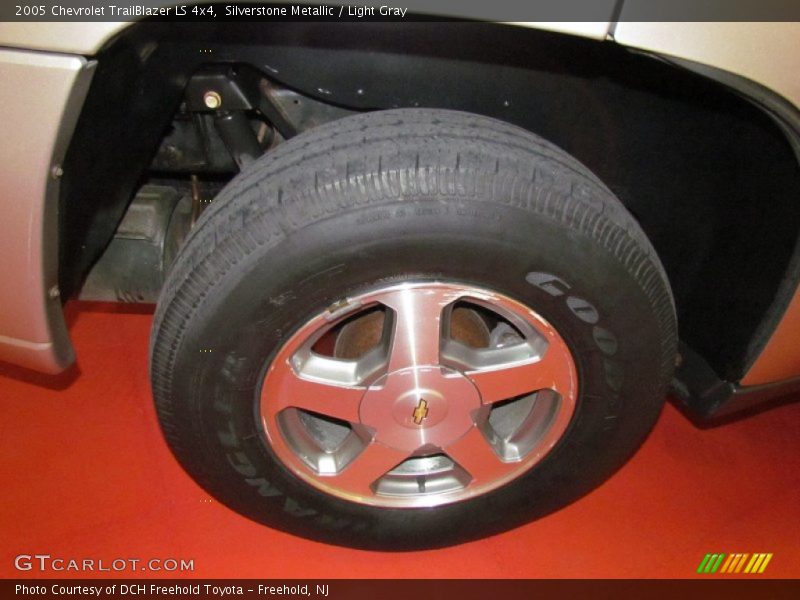 Silverstone Metallic / Light Gray 2005 Chevrolet TrailBlazer LS 4x4