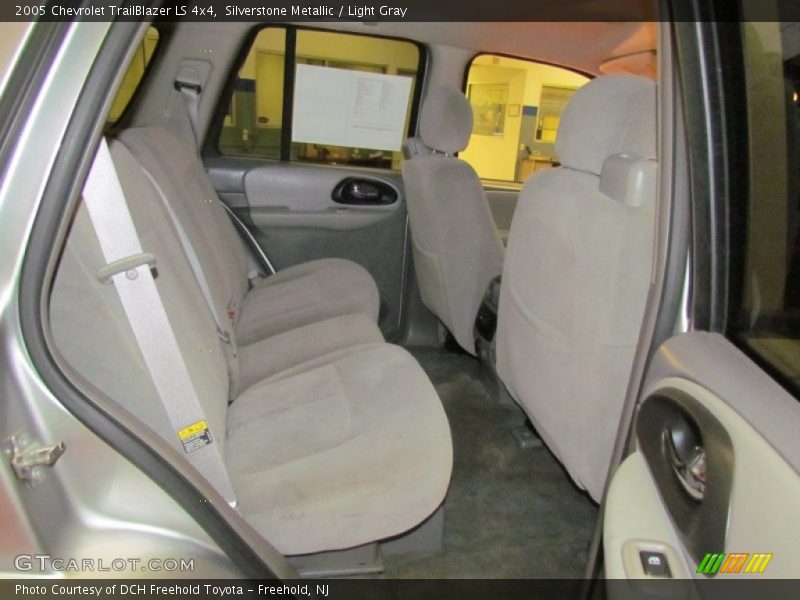 Silverstone Metallic / Light Gray 2005 Chevrolet TrailBlazer LS 4x4