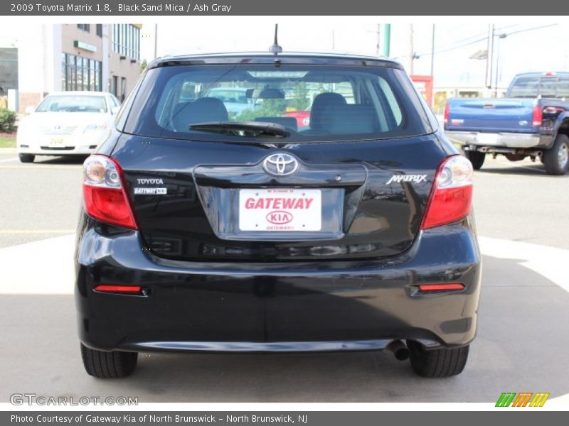 Black Sand Mica / Ash Gray 2009 Toyota Matrix 1.8