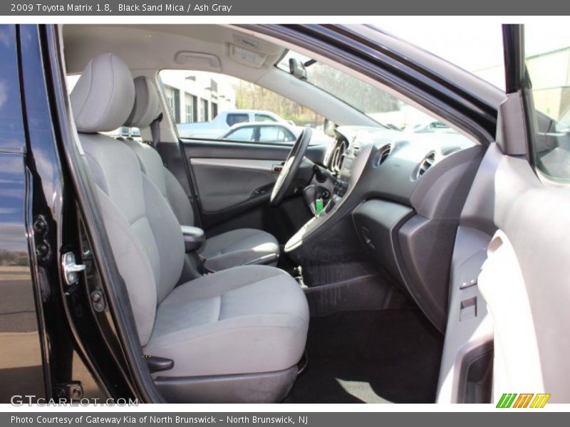 Black Sand Mica / Ash Gray 2009 Toyota Matrix 1.8