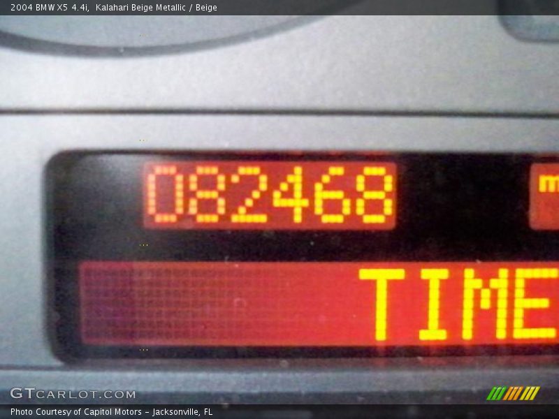 Kalahari Beige Metallic / Beige 2004 BMW X5 4.4i