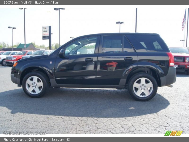 Black Onyx / Tan 2005 Saturn VUE V6