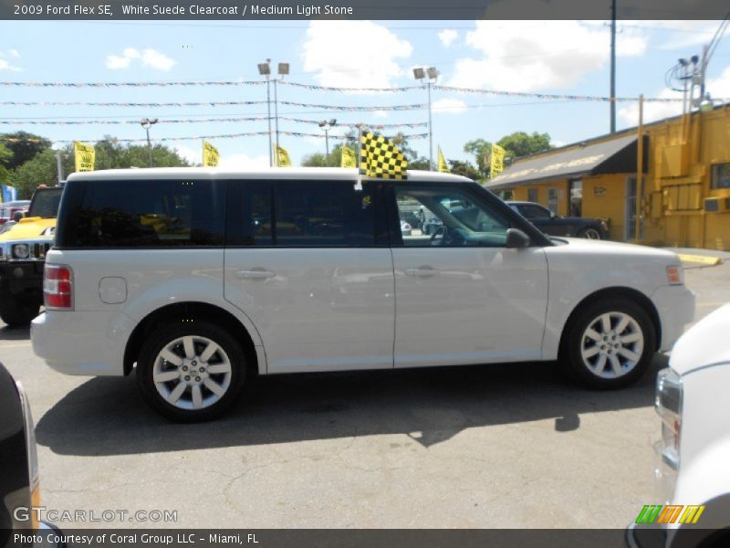 White Suede Clearcoat / Medium Light Stone 2009 Ford Flex SE