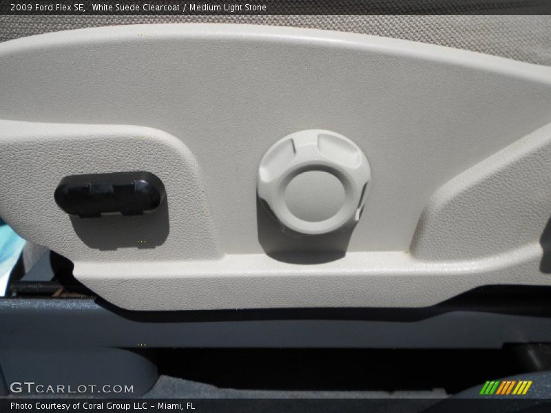 White Suede Clearcoat / Medium Light Stone 2009 Ford Flex SE