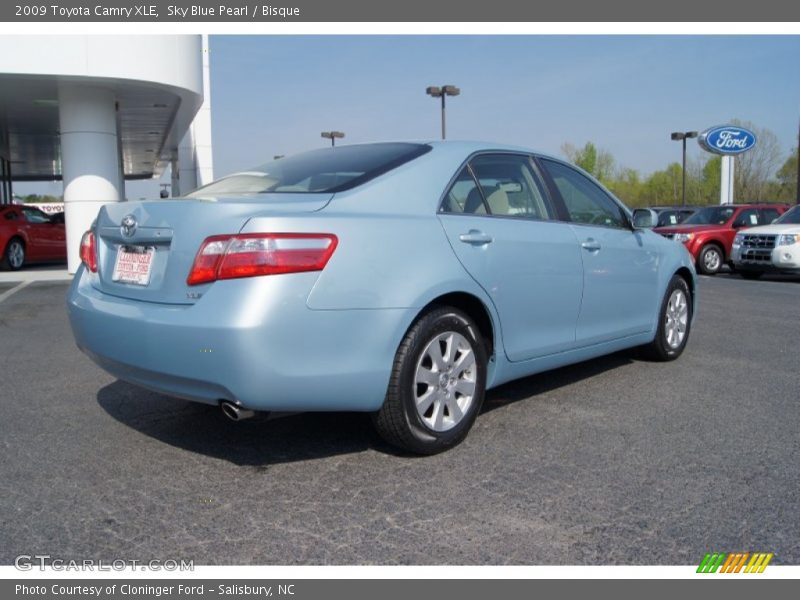 Sky Blue Pearl / Bisque 2009 Toyota Camry XLE