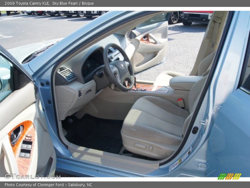 Sky Blue Pearl / Bisque 2009 Toyota Camry XLE