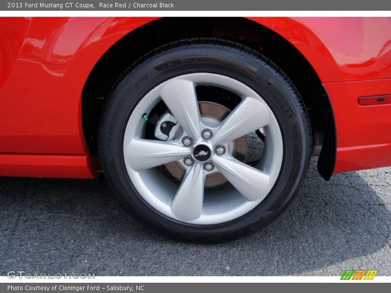  2013 Mustang GT Coupe Wheel