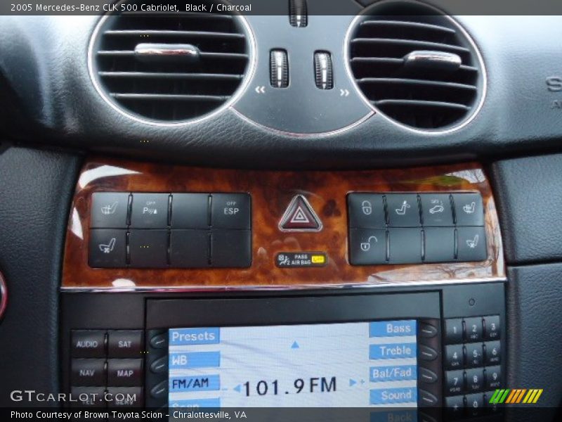 Controls of 2005 CLK 500 Cabriolet