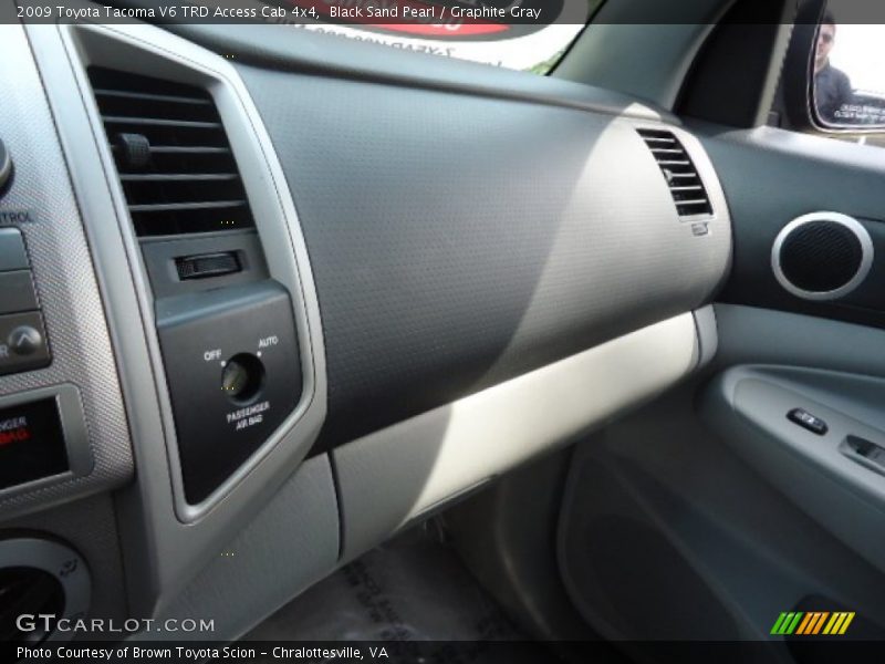 Black Sand Pearl / Graphite Gray 2009 Toyota Tacoma V6 TRD Access Cab 4x4