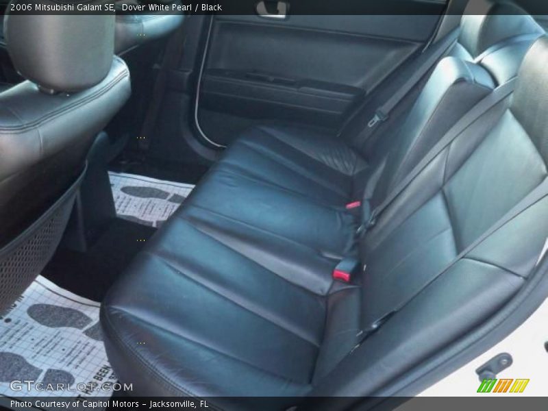 Dover White Pearl / Black 2006 Mitsubishi Galant SE